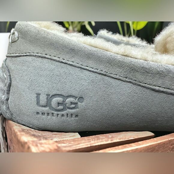 🔥🔥UGG Ansley Water Resistant Slippers Cozy comfy Loafers Size 6 - Picture 12 of 15